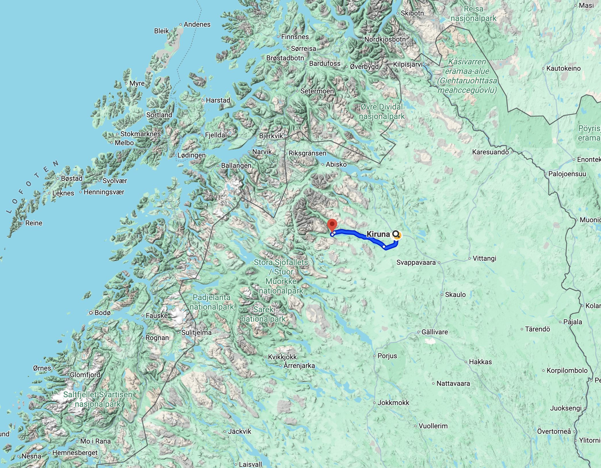route de kiruna à Nikkaluokta en laponie suédoise