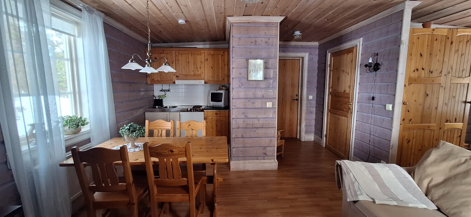 chalet au camp de pêche de Mellanström en laponie suédoise