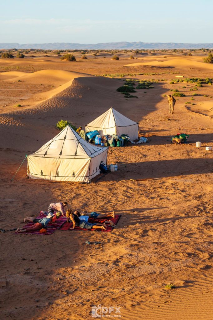 bivouac dans le désert marocain